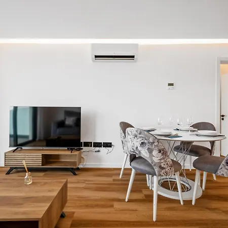 Lägenhet Luxury Seafront Escape Ii