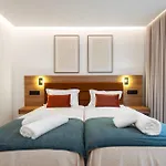 Διαμέρισμα Luxury Seafront Escape Ii *