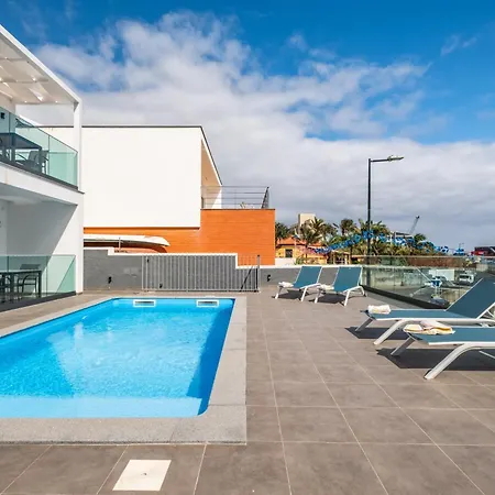 Luxury Seafront Escape Ii Apartmán *