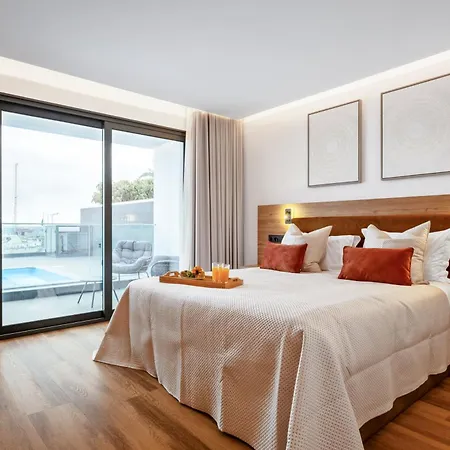 Apartmán Luxury Seafront Escape Ii *