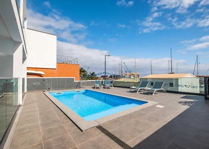 Luxury Seafront Escape Ii Apartament