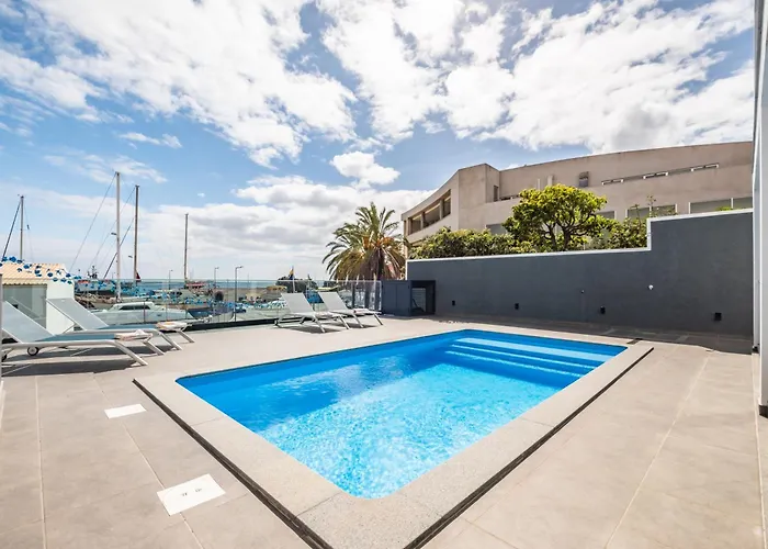 Luxury Seafront Escape Ii Apartament