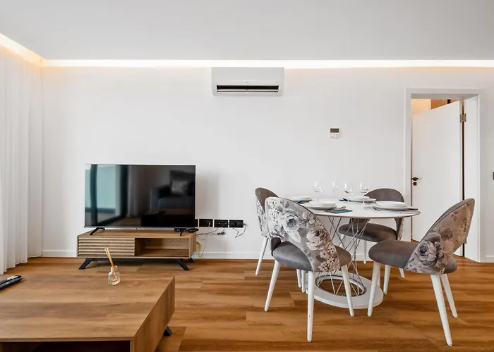 아파트 Luxury Seafront Escape Ii